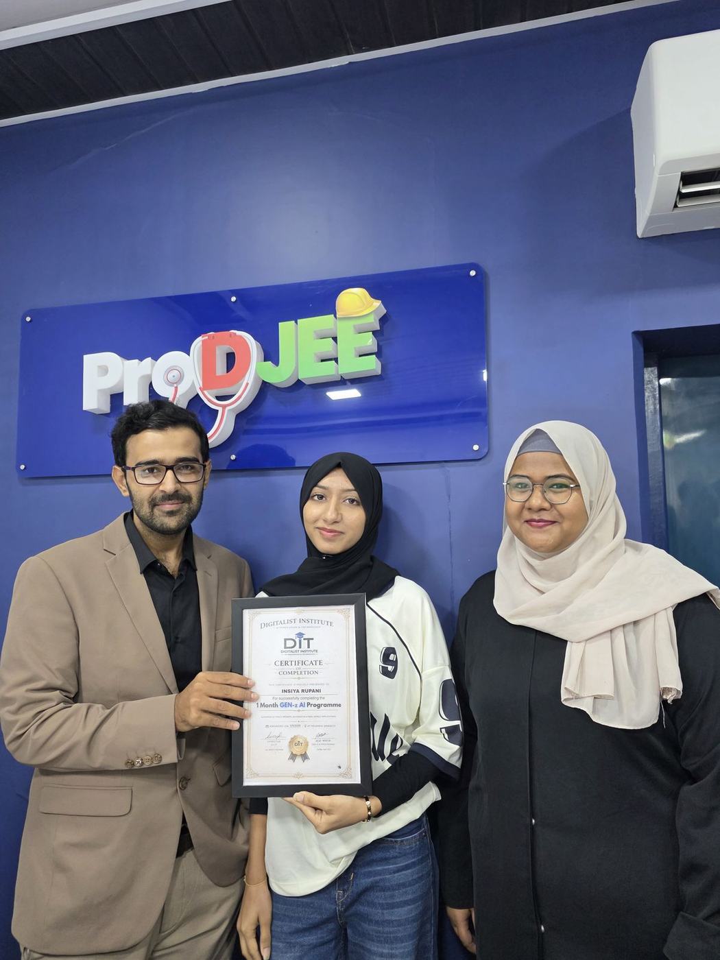 A GenZ-AI student receives a certificate